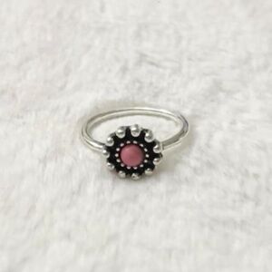 5/$15 🩷 MUST BUNDLE Silver Floral Accent Ring with Pink Center